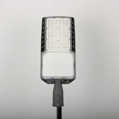 Asıl Ningbo 100 Watt sokak lambası AC 100-277V giriş voltajı için en çok aranan